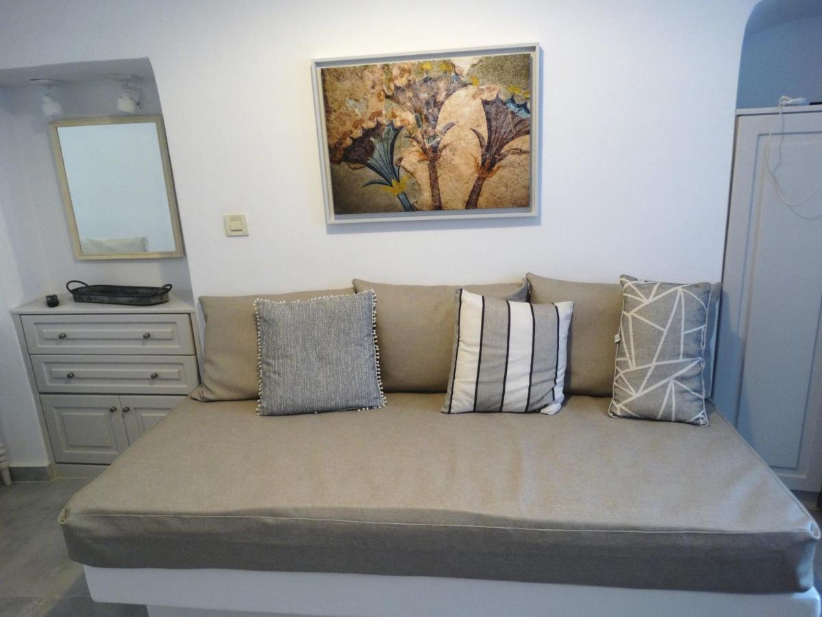 Yposkafo Suites - Studio - Santorini Тира Экстерьер фото