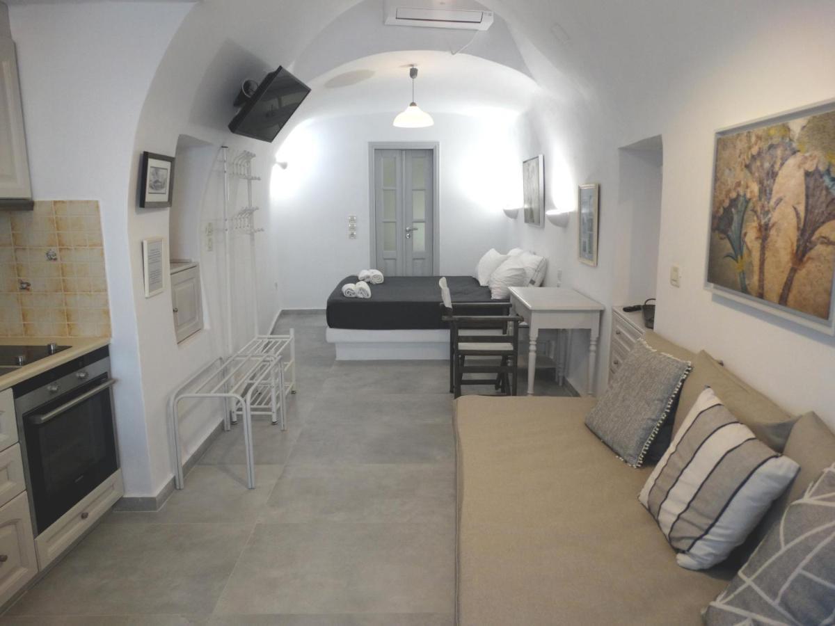 Yposkafo Suites - Studio - Santorini Тира Экстерьер фото